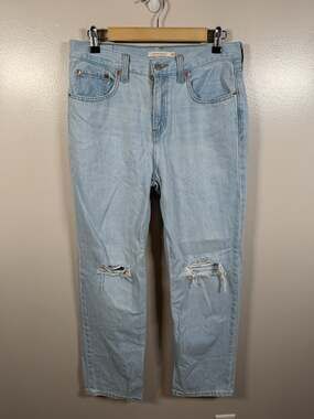 Levi's Low Pro Straight Leg Jeans Size 28 Relaxed 90s Distressed Light Wash